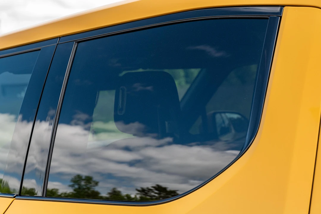 2023 Rivian R1T - Image 19 of 31