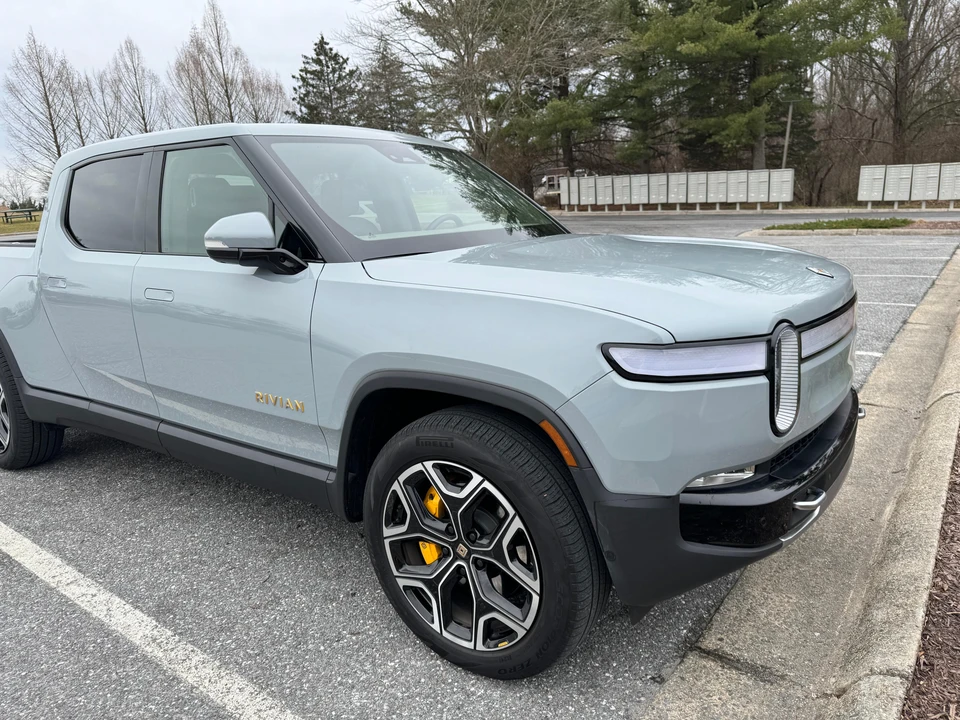 2023 Rivian R1T - Image 31 of 31