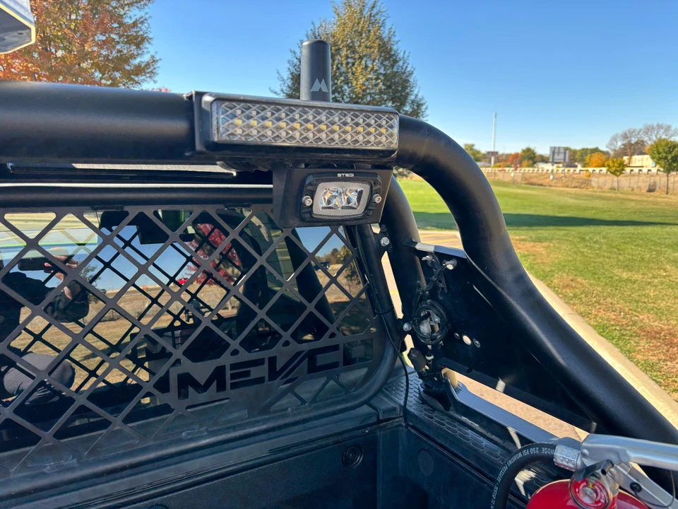 2023 Rivian R1T - Image 28 of 31