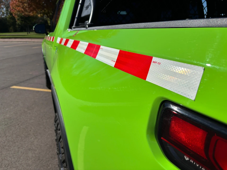 2023 Rivian R1T - Image 29 of 31