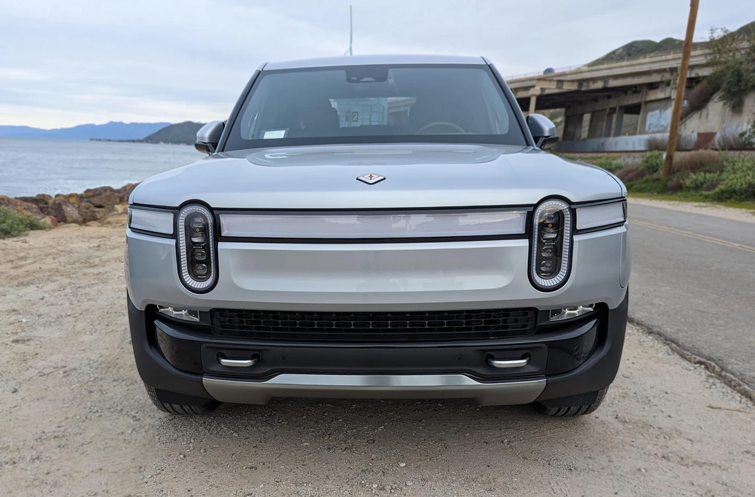 2023 Rivian R1T - Image 6 of 19