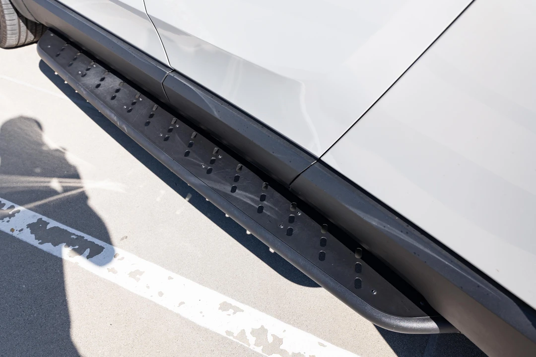 2023 Rivian R1T - Image 17 of 31
