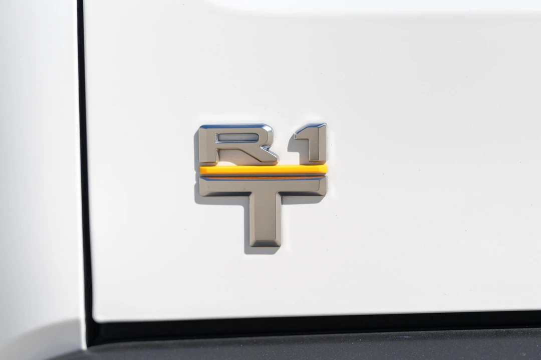 2023 Rivian R1T - Image 24 of 31