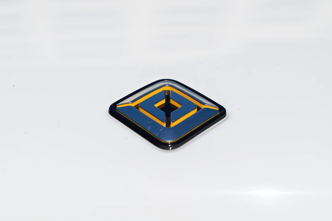 2023 Rivian R1T - Image 11 of 31