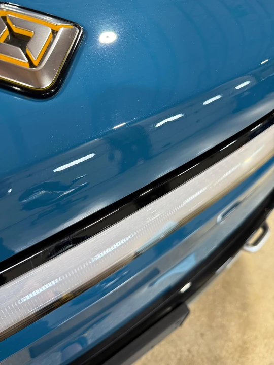 2023 Rivian R1T - Image 15 of 31