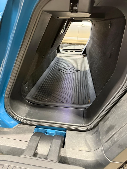 2023 Rivian R1T - Image 23 of 31
