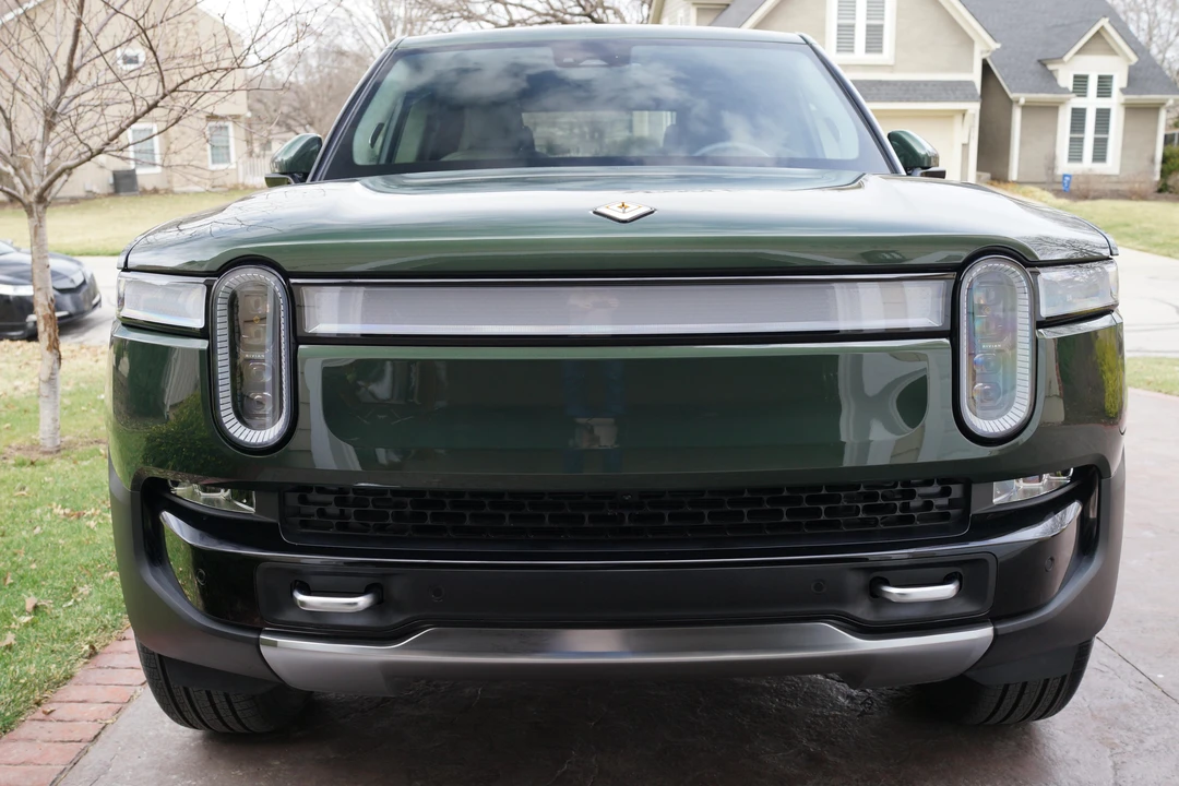2023 Rivian R1T - Image 11 of 31