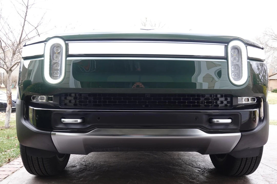 2023 Rivian R1T - Image 10 of 31