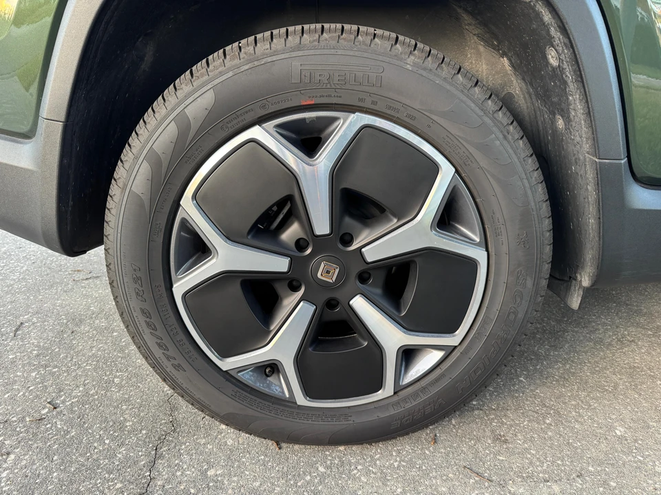 2023 Rivian R1T - Image 29 of 31