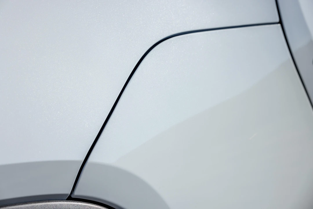 2023 Rivian R1T - Image 23 of 31