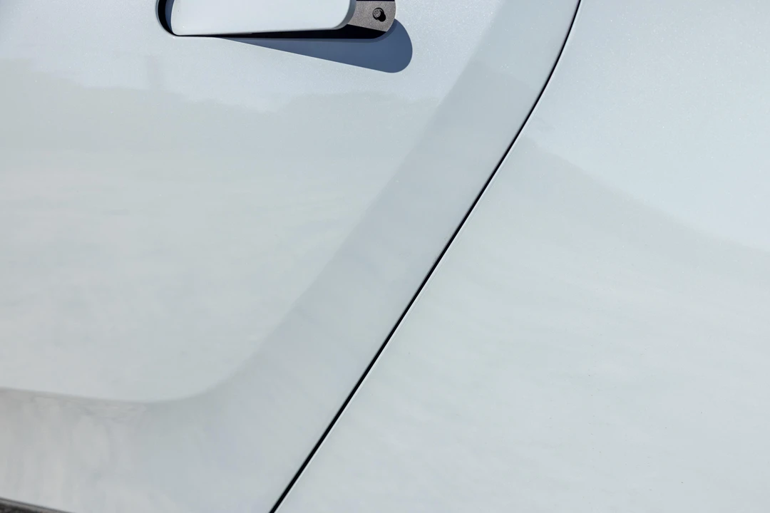 2023 Rivian R1T - Image 17 of 31