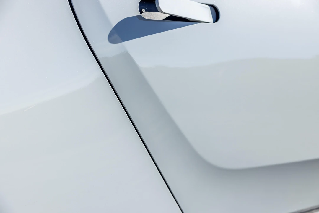 2023 Rivian R1T - Image 24 of 31