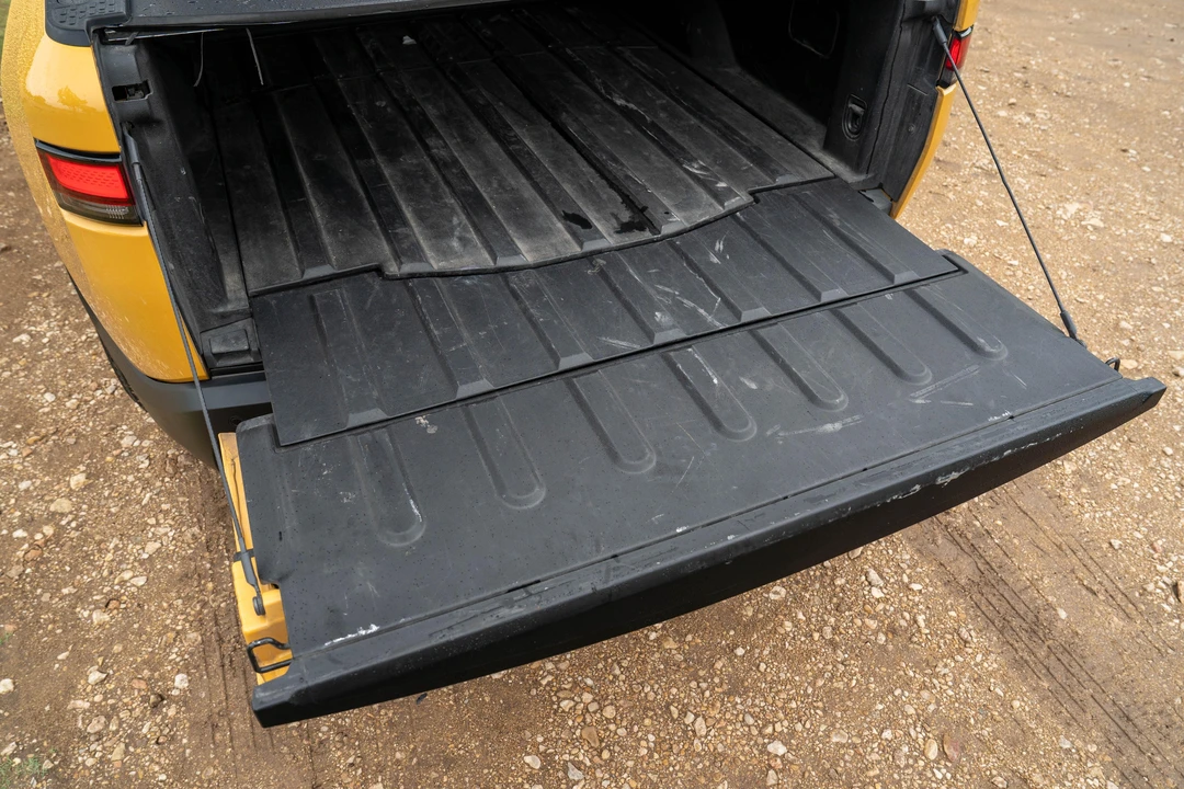 2023 Rivian R1T - Image 30 of 31