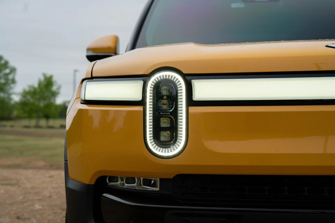 2023 Rivian R1T - Image 20 of 31