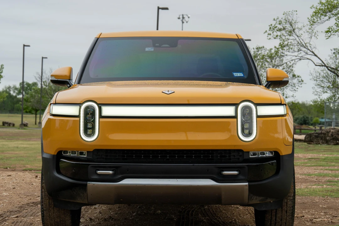 2023 Rivian R1T - Image 6 of 31