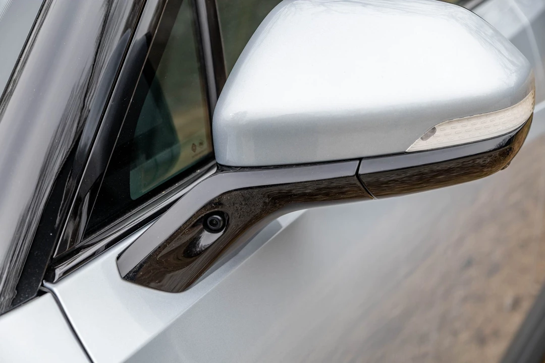 2023 Rivian R1T - Image 30 of 31