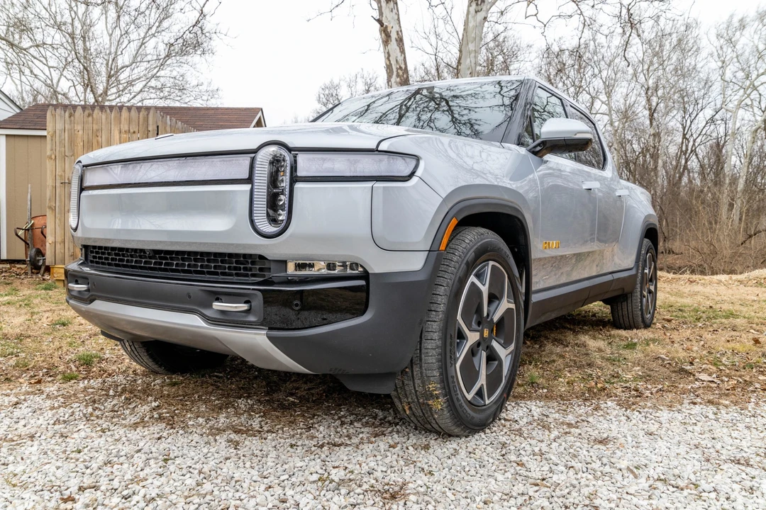 2023 Rivian R1T - Image 3 of 31