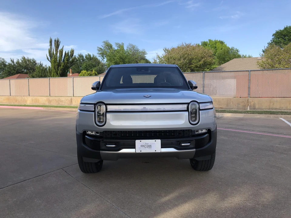 2023 Rivian R1T - Image 4 of 31