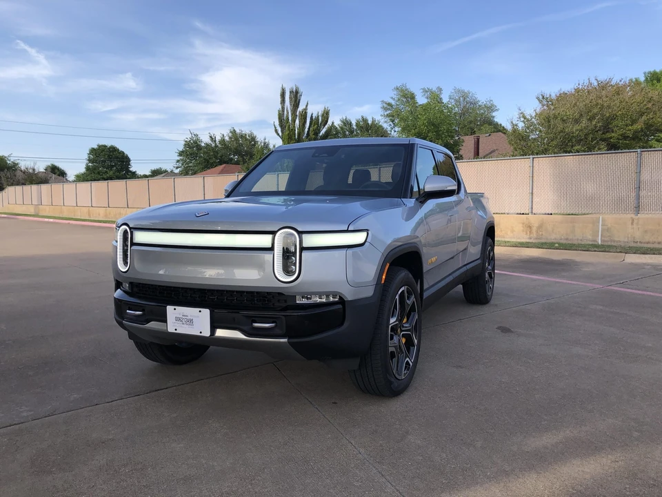 2023 Rivian R1T - Image 3 of 31