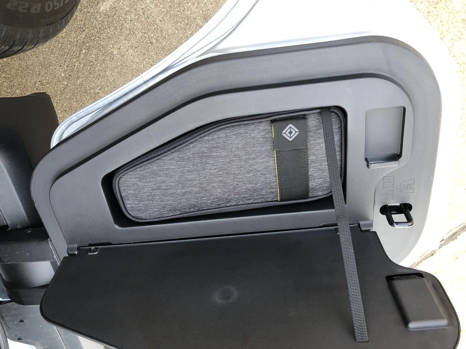 2023 Rivian R1T - Image 27 of 31