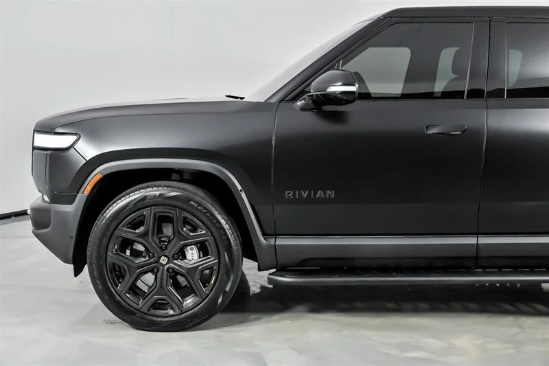 2023 Rivian R1T - Image 6 of 21