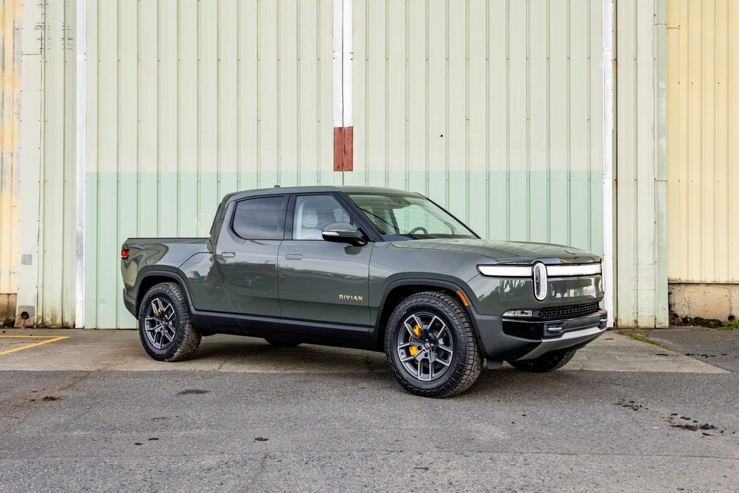 2023 Rivian R1T - Image 6 of 31