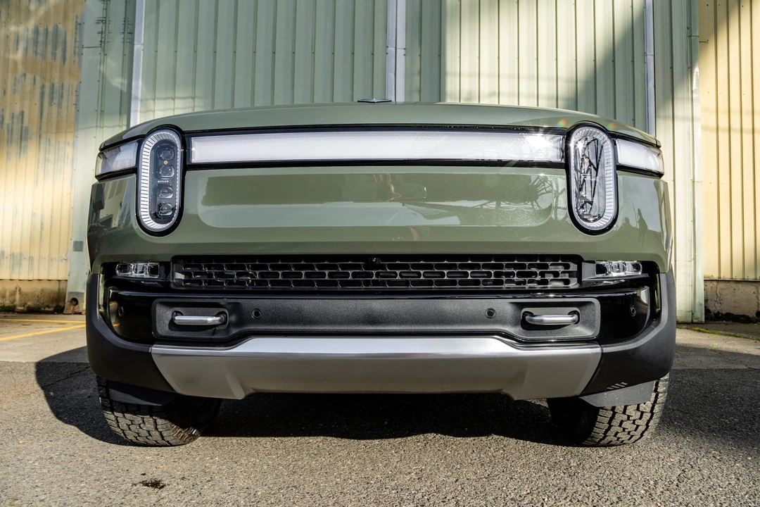 2023 Rivian R1T - Image 13 of 31