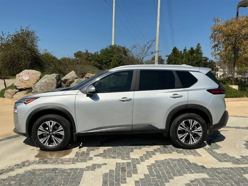 2023 Nissan Rogue - Image 6 of 24