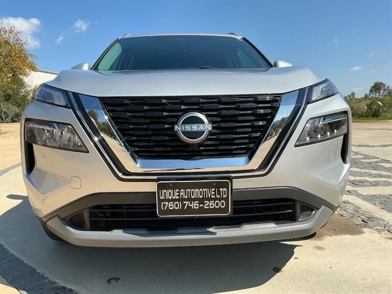 2023 Nissan Rogue - Image 3 of 24