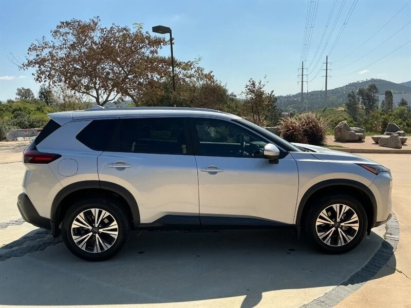 2023 Nissan Rogue - Image 5 of 24