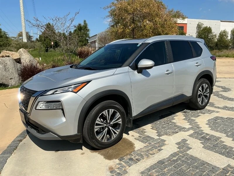 2023 Nissan Rogue - Image 7 of 24