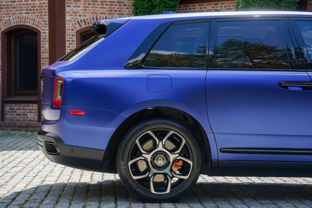 2023 Rolls-Royce Cullinan Black Badge - Image 10 of 12