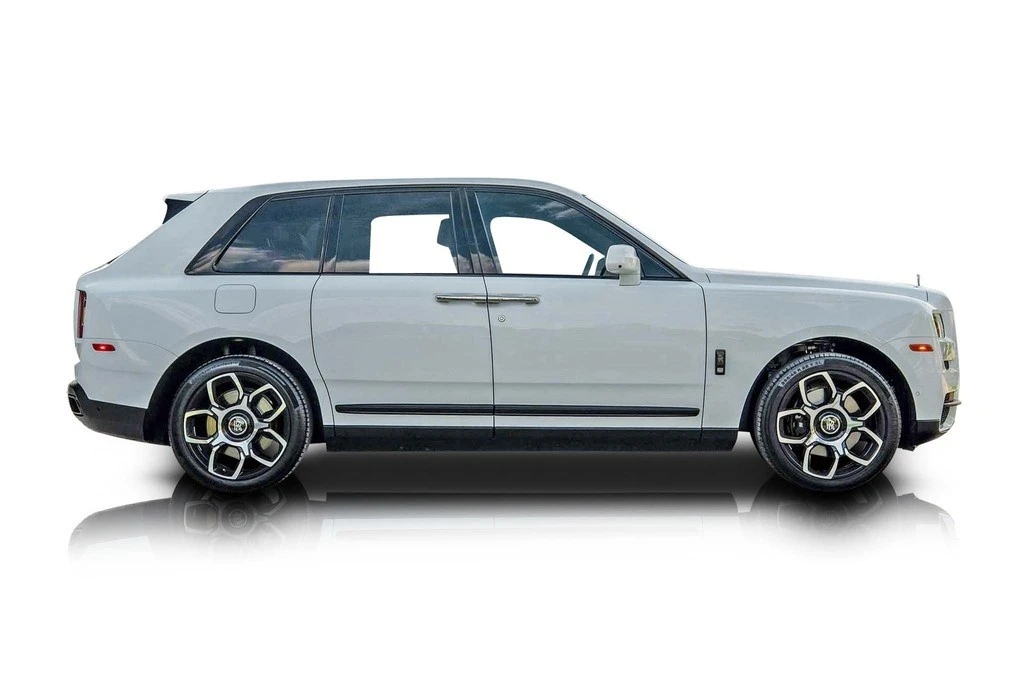 2023 Rolls-Royce Cullinan Black Badge - Image 2 of 24