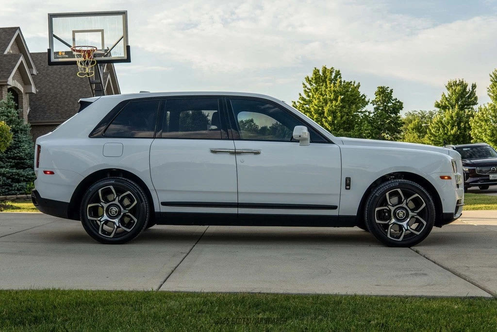 2023 Rolls-Royce Cullinan Black Badge - Image 9 of 24