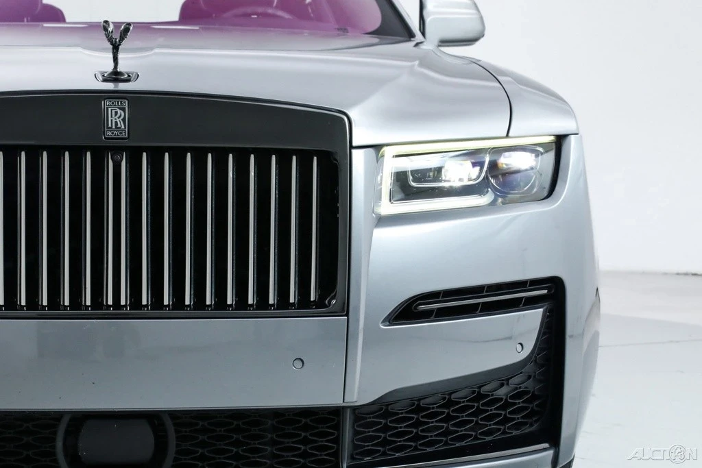 2023 Rolls-Royce Ghost Black Badge 2nd Gen - Image 11 of 21