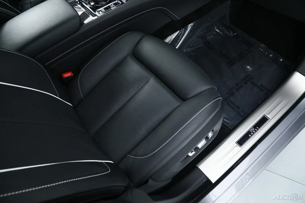 2023 Rolls-Royce Ghost Black Badge 2nd Gen - Image 18 of 21