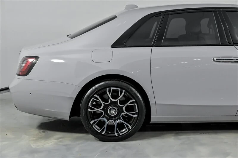 2023 Rolls-Royce Ghost Black Badge 2nd Gen - Image 13 of 21