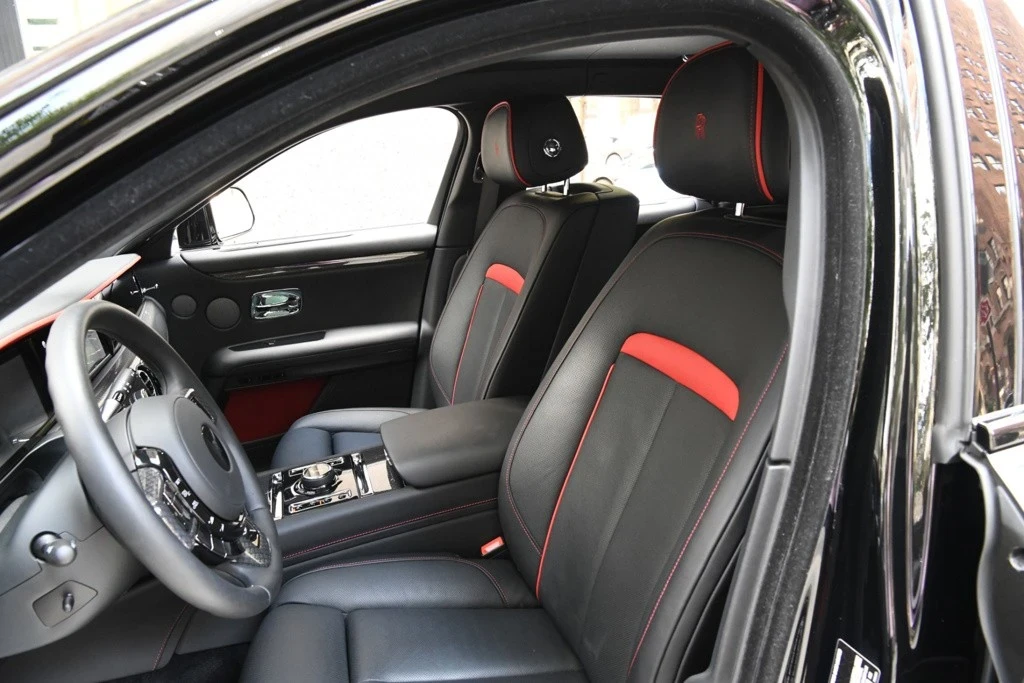 2023 Rolls-Royce Ghost Black Badge 2nd Gen - Image 10 of 12