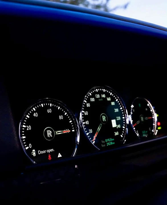 2023 Rolls-Royce Cullinan - Image 4 of 11