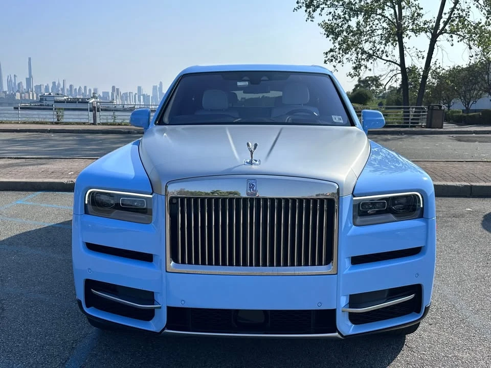 2023 Rolls-Royce Cullinan - Image 2 of 4