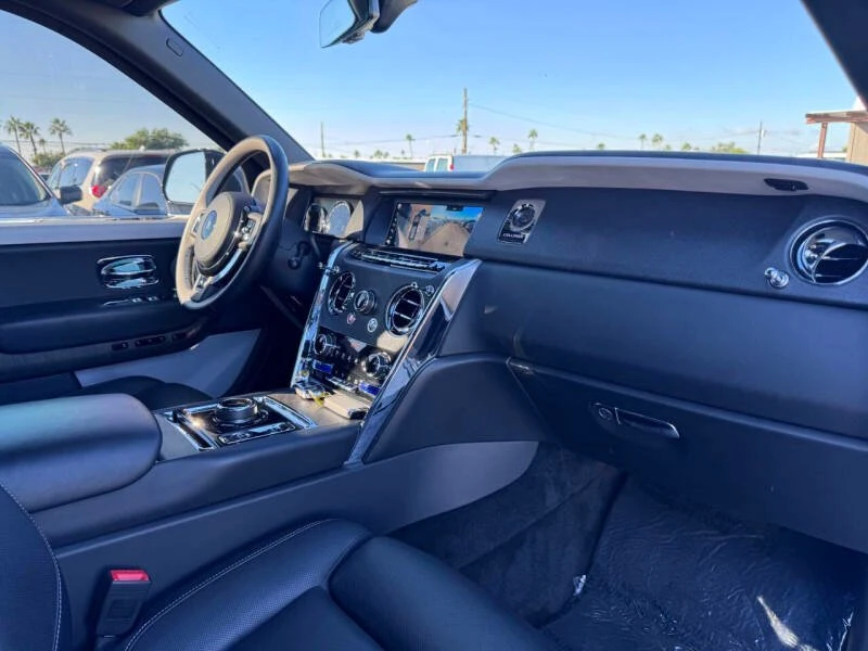 2023 Rolls-Royce Cullinan - Image 19 of 20