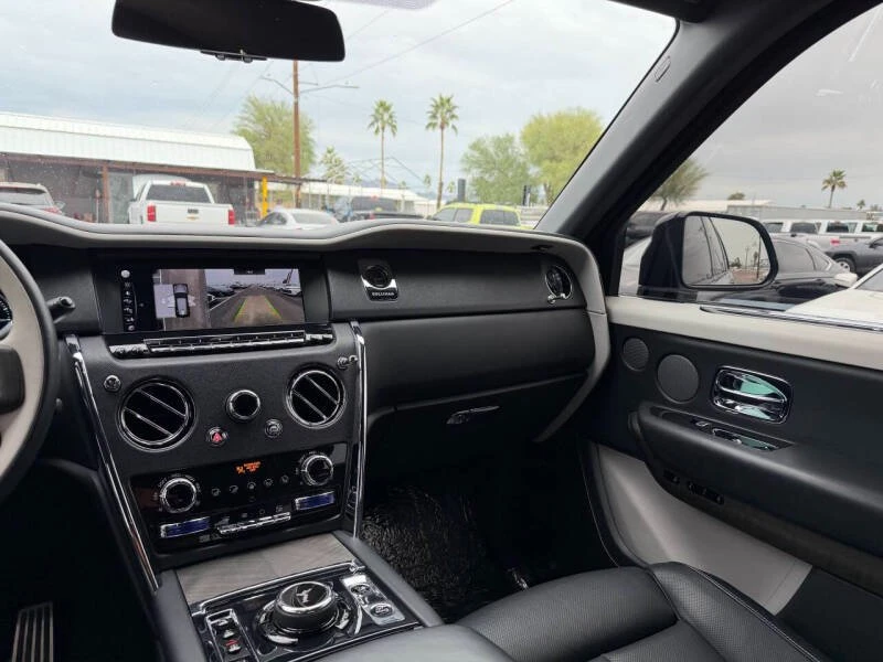 2023 Rolls-Royce Cullinan - Image 13 of 20
