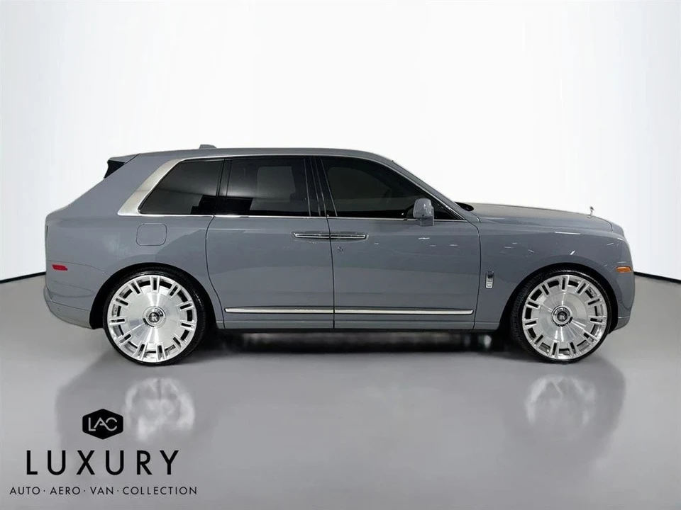 2023 Rolls-Royce Cullinan - Image 4 of 12
