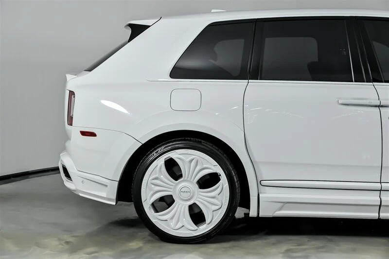 2023 Rolls-Royce Cullinan - Image 13 of 21