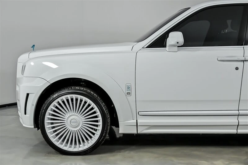2023 Rolls-Royce Cullinan - Image 7 of 21