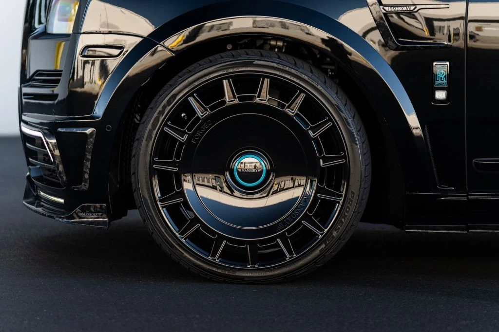 2023 Rolls-Royce Cullinan Black Badge - Image 8 of 21