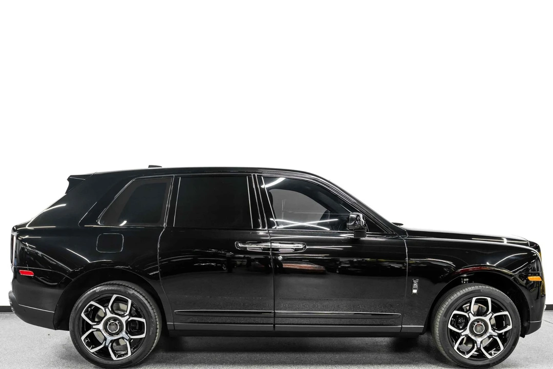 2023 Rolls-Royce Cullinan Black Badge - Image 2 of 21
