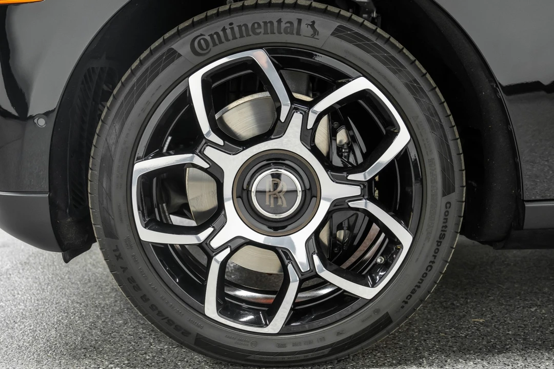 2023 Rolls-Royce Cullinan Black Badge - Image 9 of 21