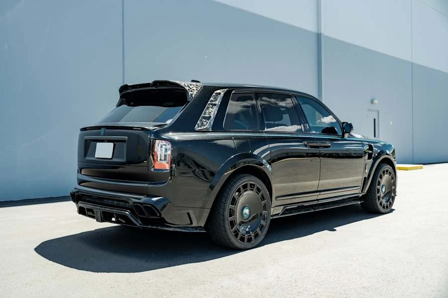 2023 Rolls-Royce Cullinan Black Badge - Image 3 of 31