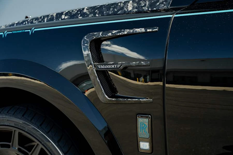 2023 Rolls-Royce Cullinan Black Badge - Image 29 of 31